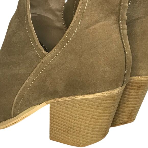 Miim V Cut Tan Block Heel Faux Suede Western Point Toe Ankle Boot Women 9 - Picture 6 of 11